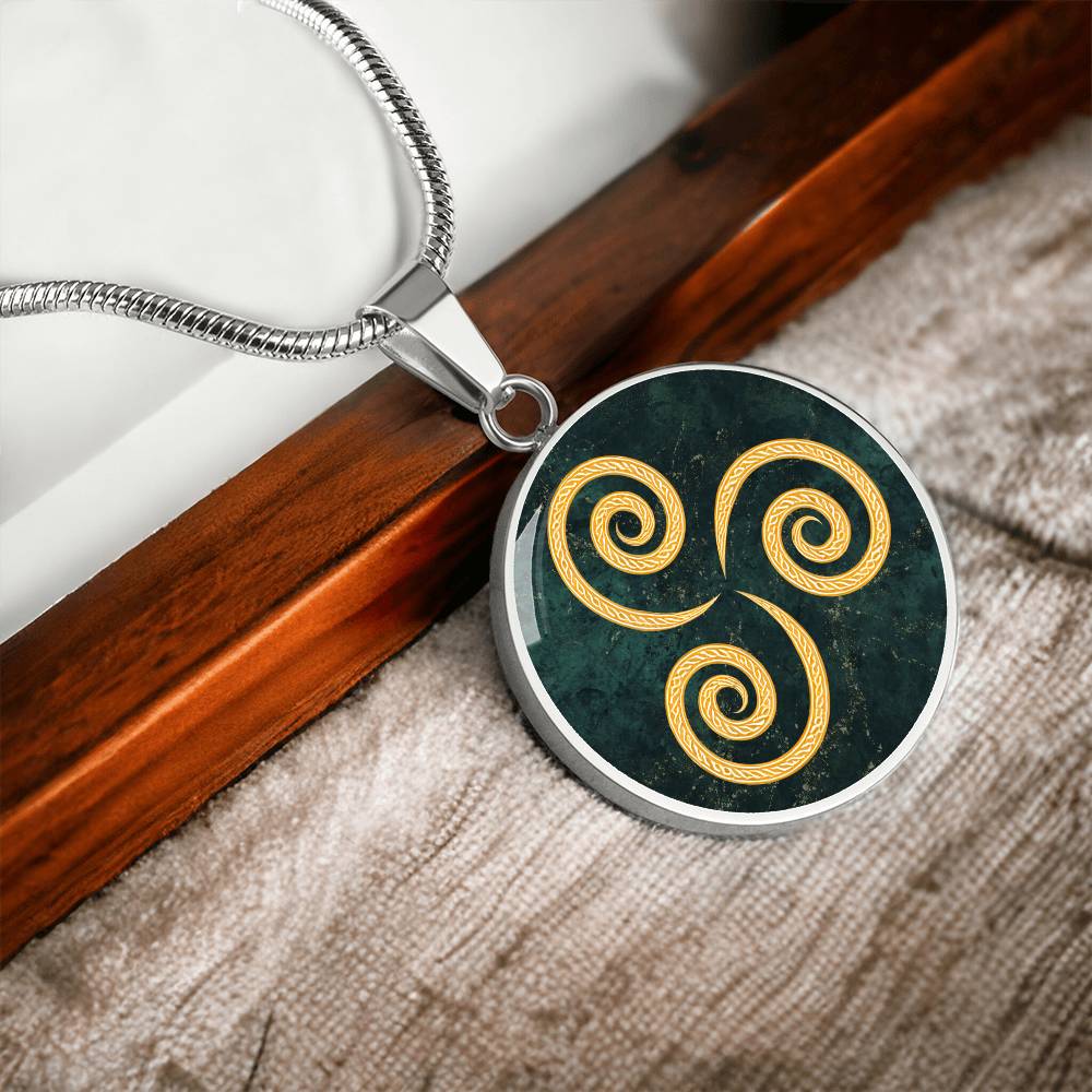 Triskelion Celtic Graphic Pendent / Celtic Mythology Pendant