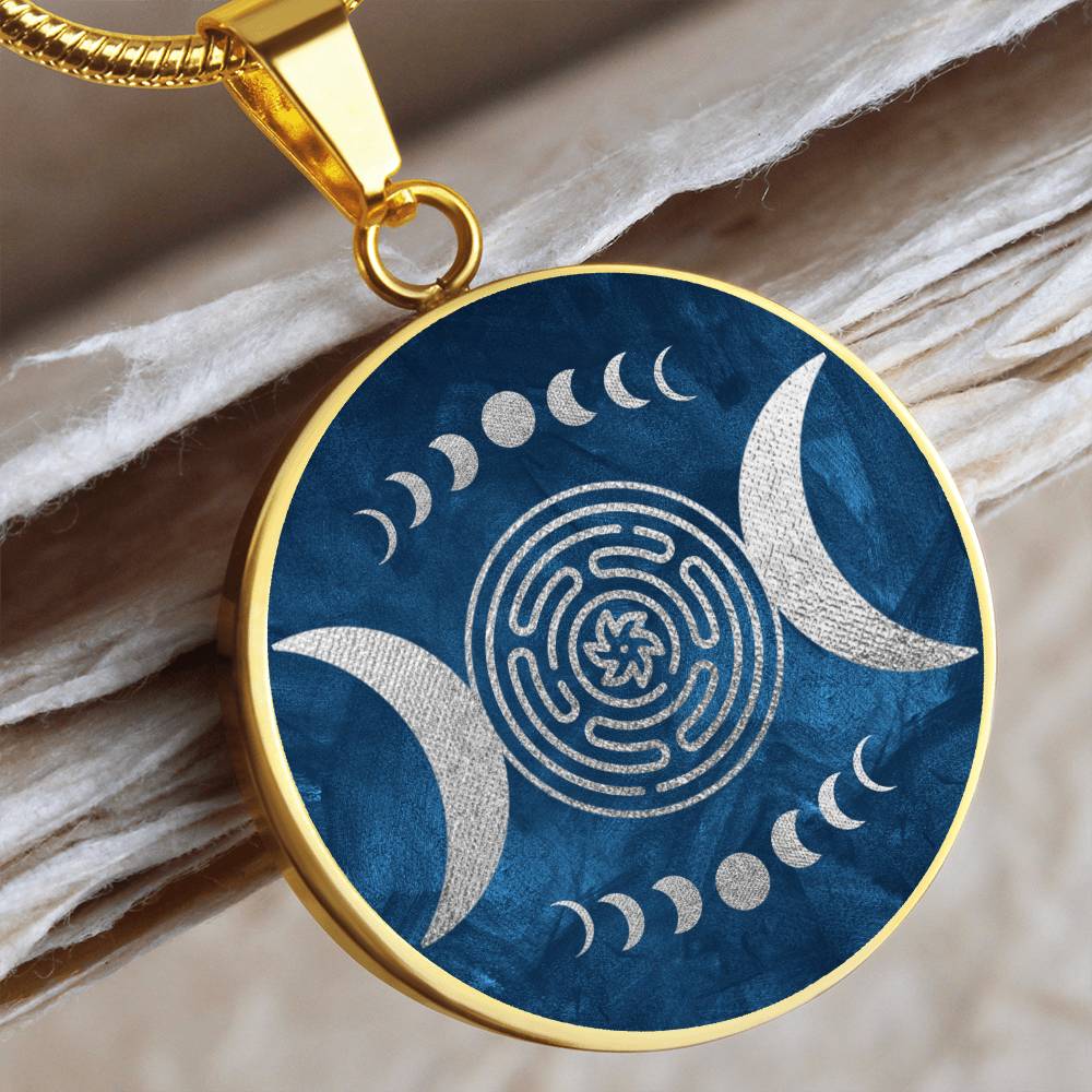 Hekates Magic Necklace, Hekate Pendant, Wheel of Hekate with Triple Moon
