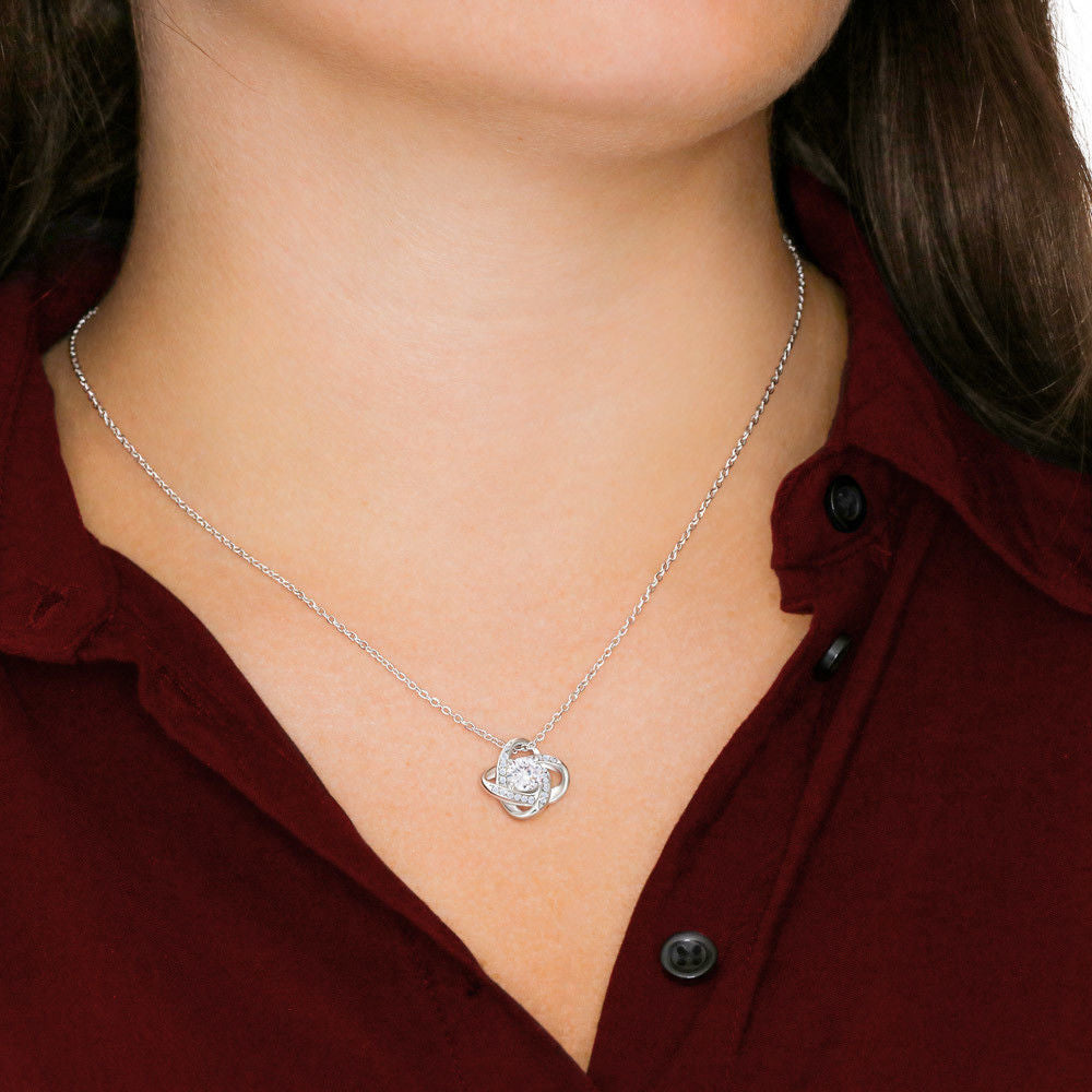 Sassenach Outlander Inspired Love Knot Necklace / Outlander Lover Gift